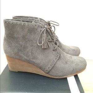 Dr scholls wedge booties memory foam- gently used